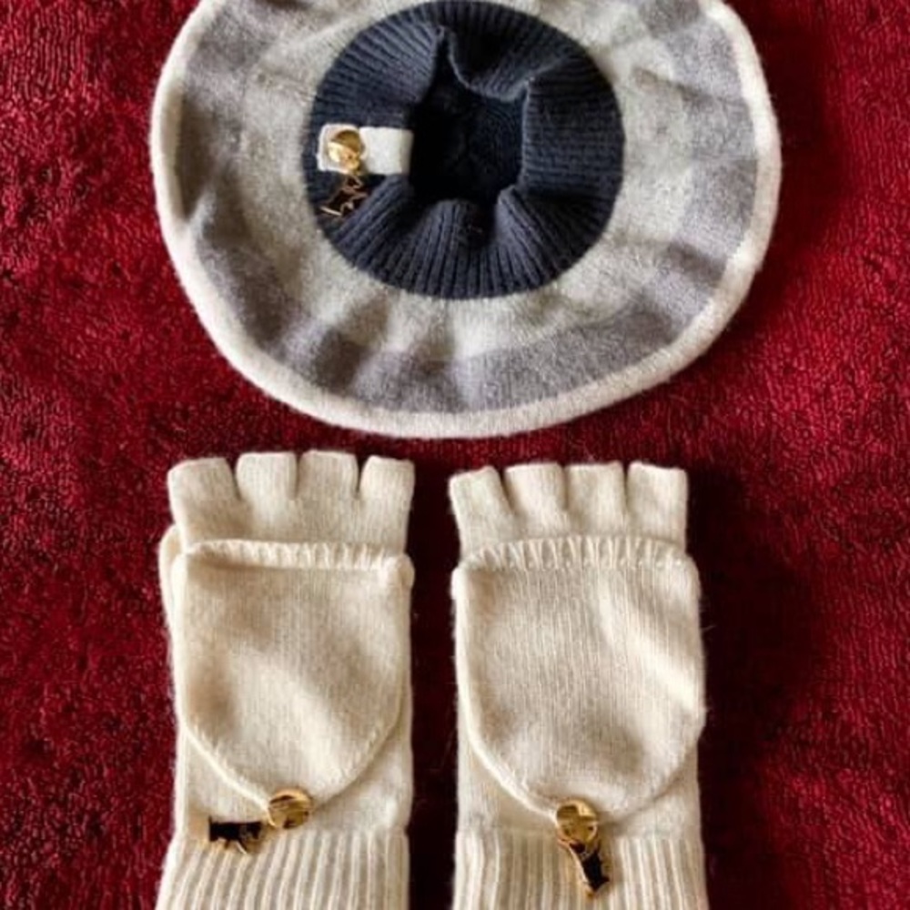 Authentic Juicy Gloves and Beanie. Never worn.